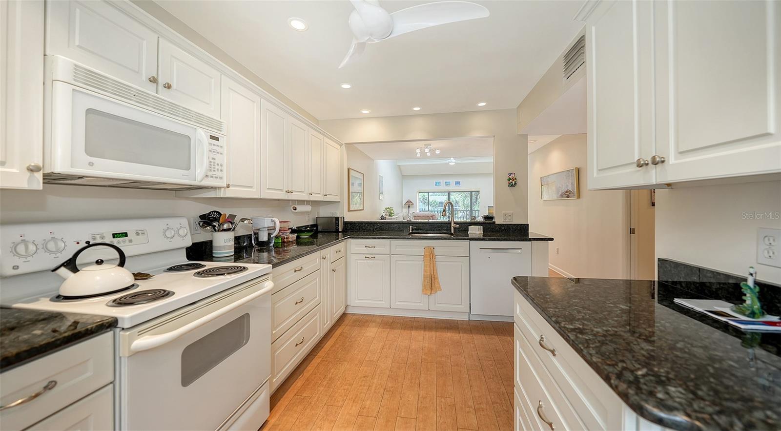 1611 CLOWER CREEK DR #HA237 — photo 27
