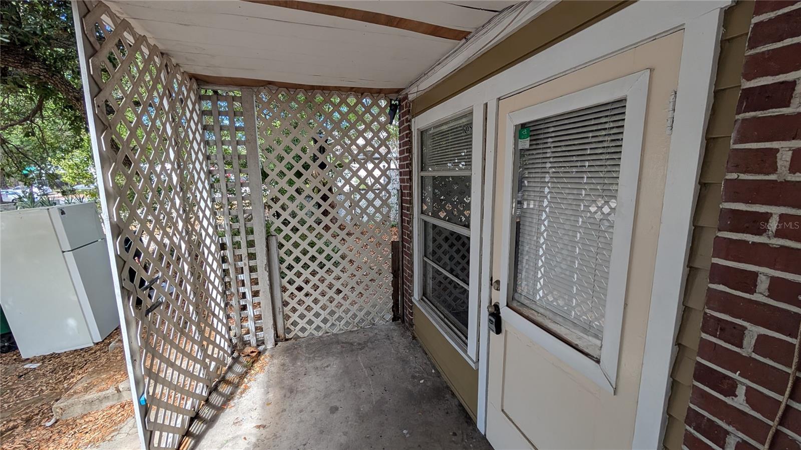 114 S BUNGALOW PARK AVE — photo 46