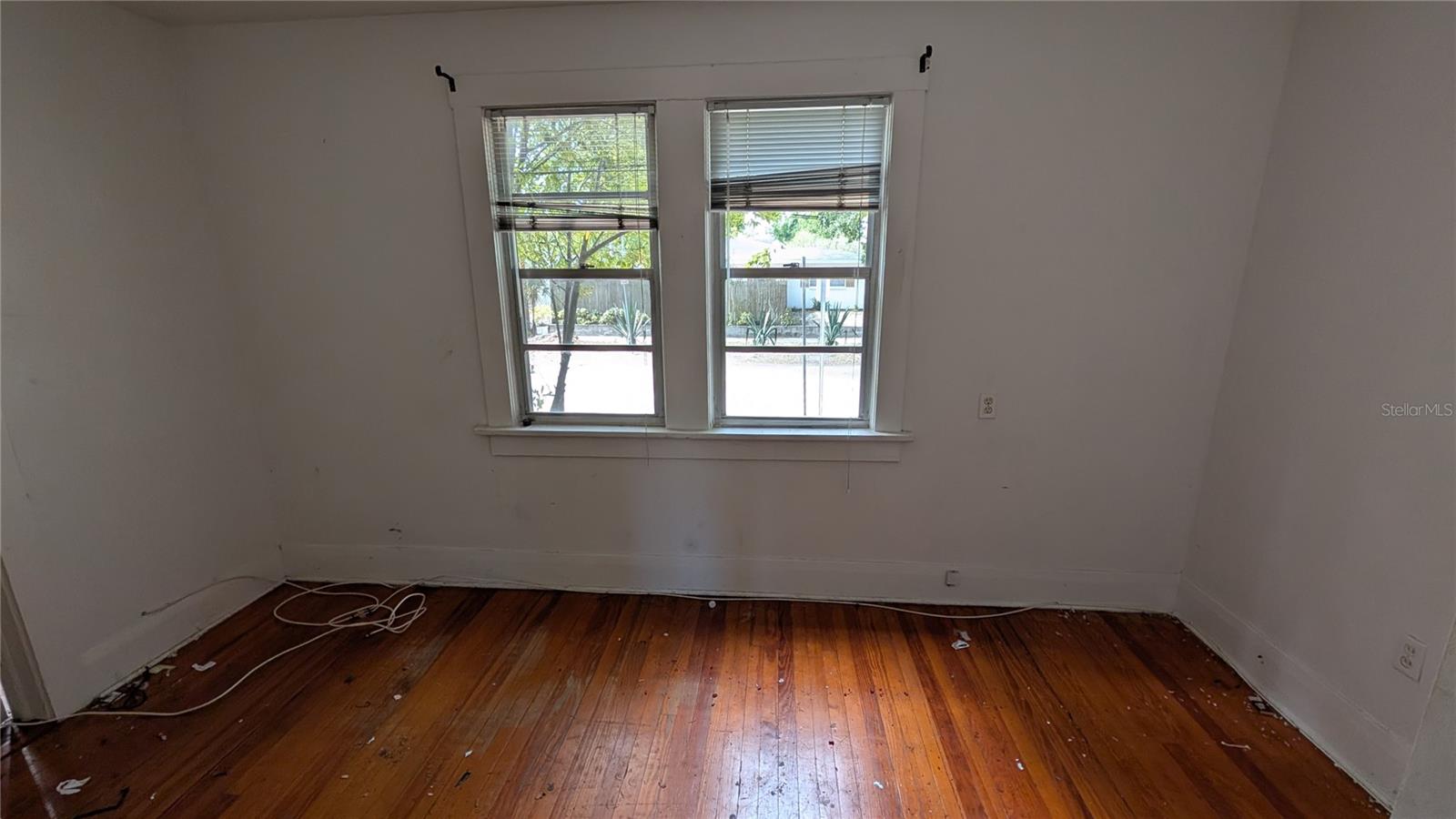 114 S BUNGALOW PARK AVE — photo 6