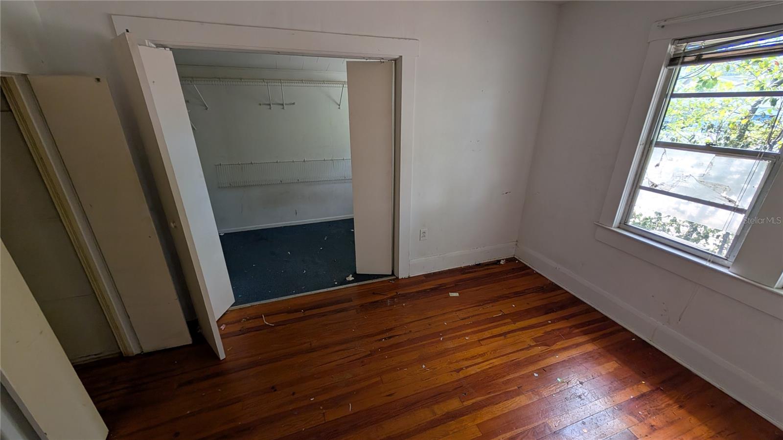 114 S BUNGALOW PARK AVE — photo 16