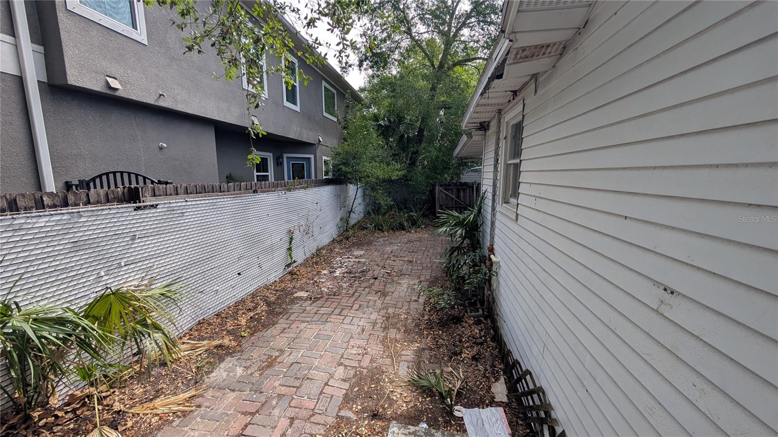 114 S BUNGALOW PARK AVE — photo 32