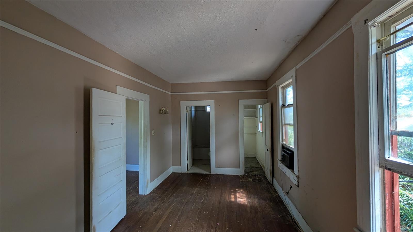 114 S BUNGALOW PARK AVE — photo 83