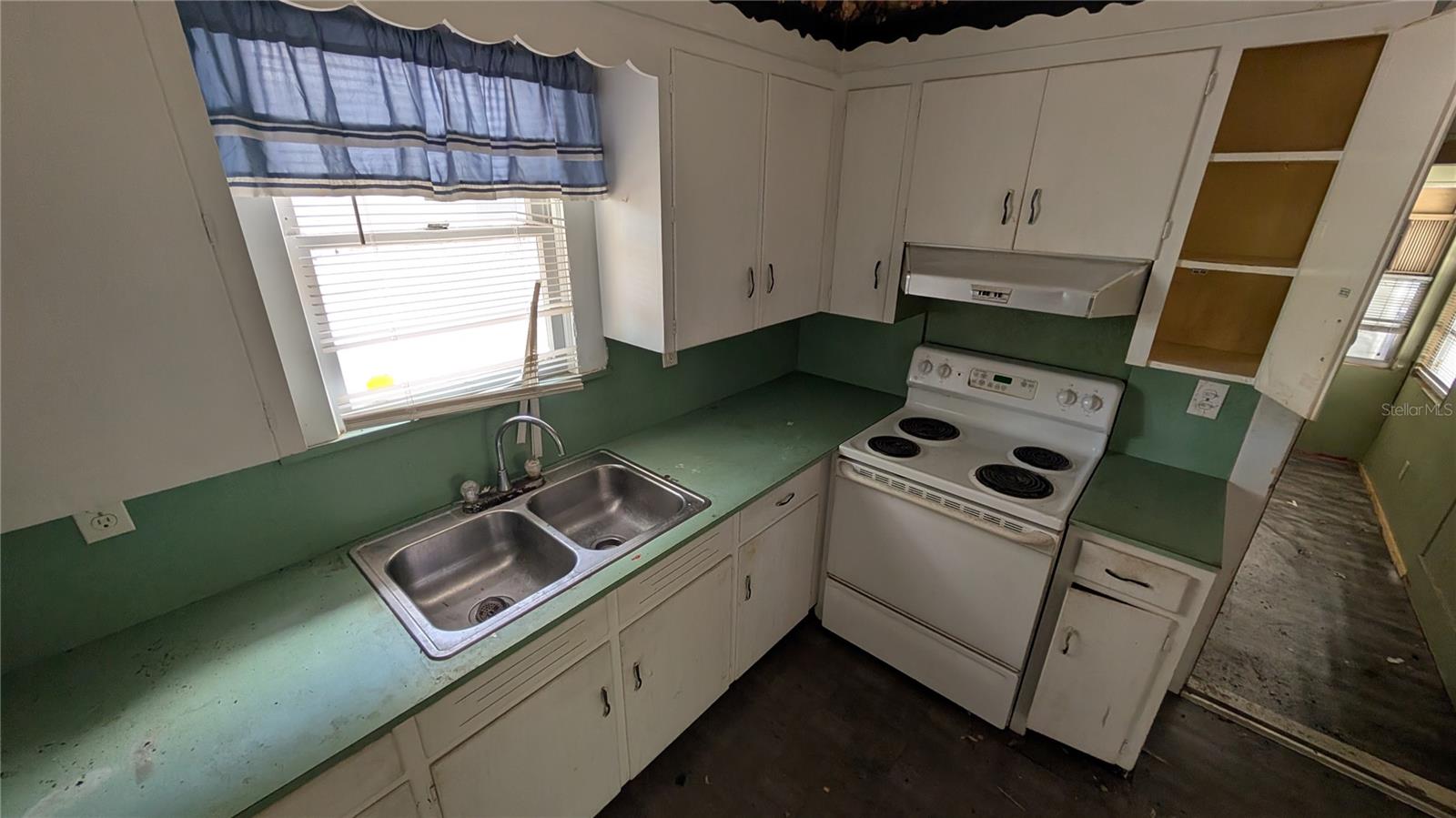 114 S BUNGALOW PARK AVE — photo 25
