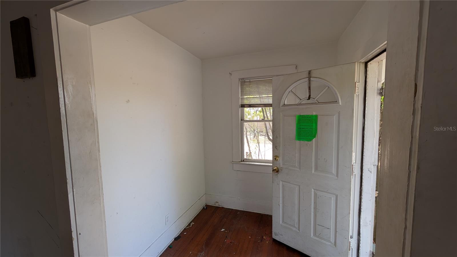 114 S BUNGALOW PARK AVE — photo 2