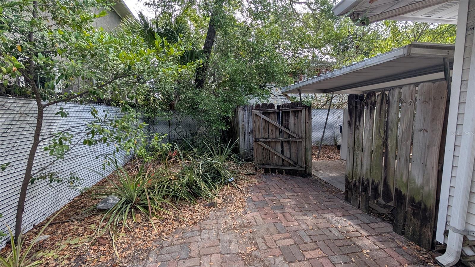 114 S BUNGALOW PARK AVE — photo 37