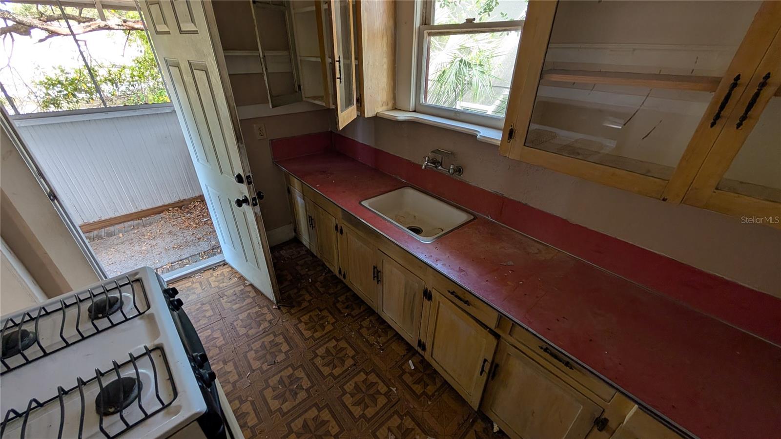 114 S BUNGALOW PARK AVE — photo 67