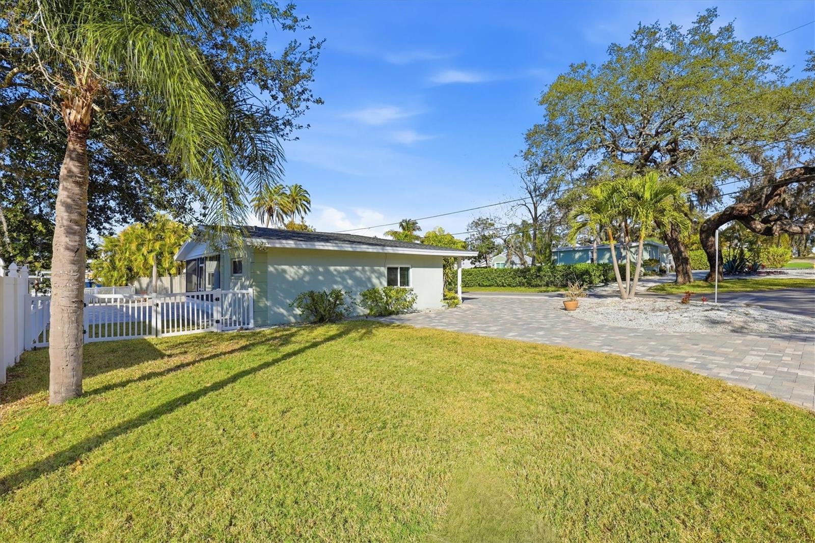 302 GEORGIA AVE — photo 3