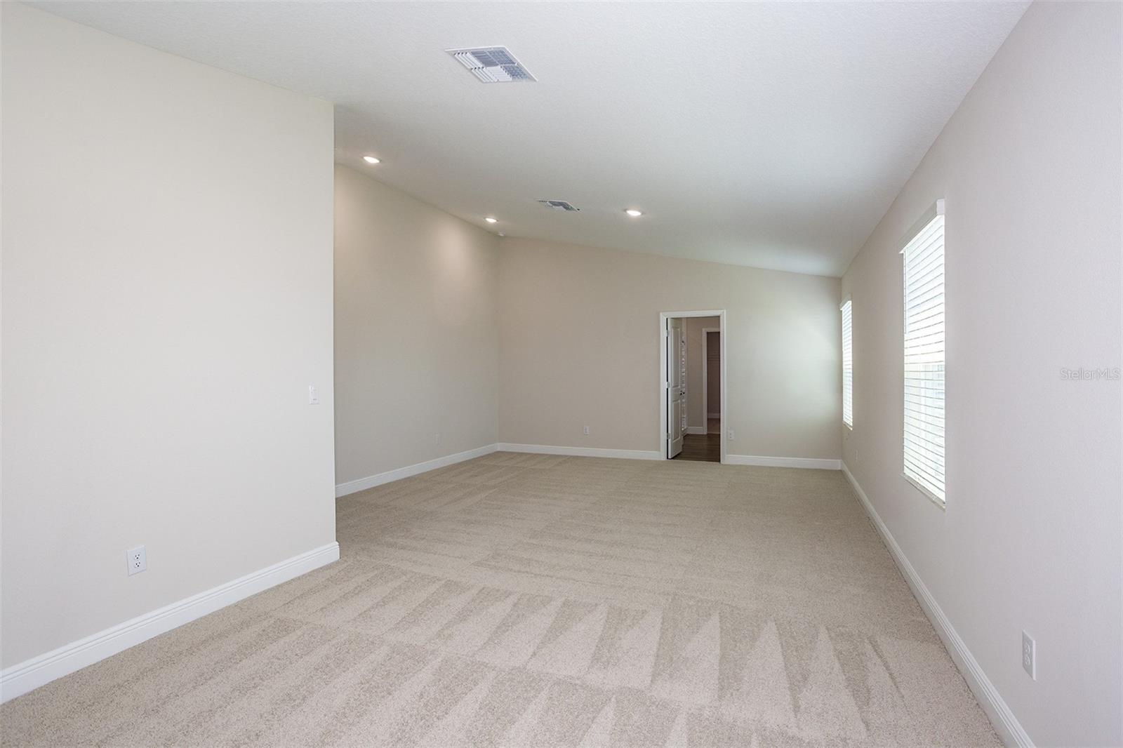 9936 ANNUNCIATION DR — photo 21