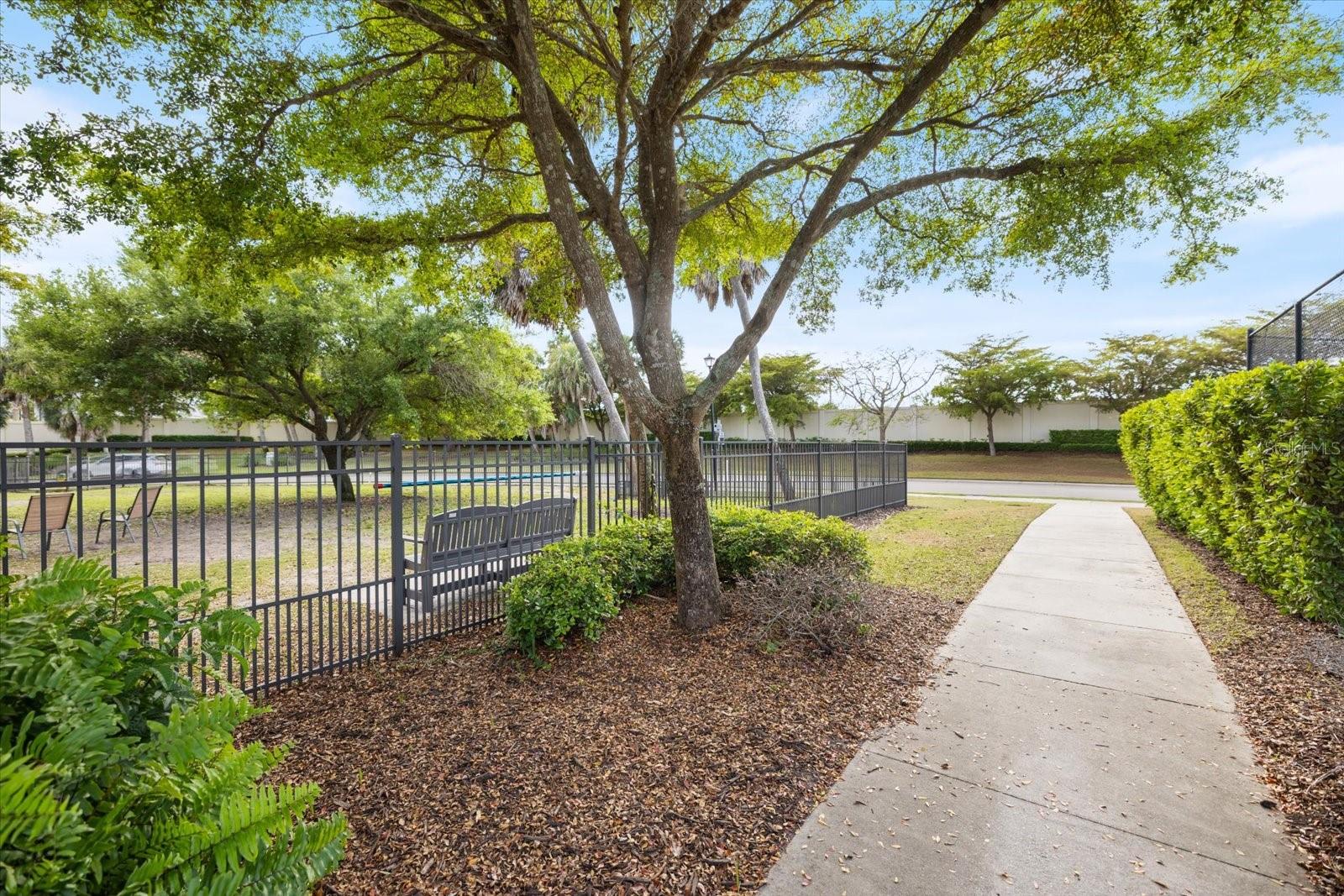 520 MARAVIYA BLVD — photo 44