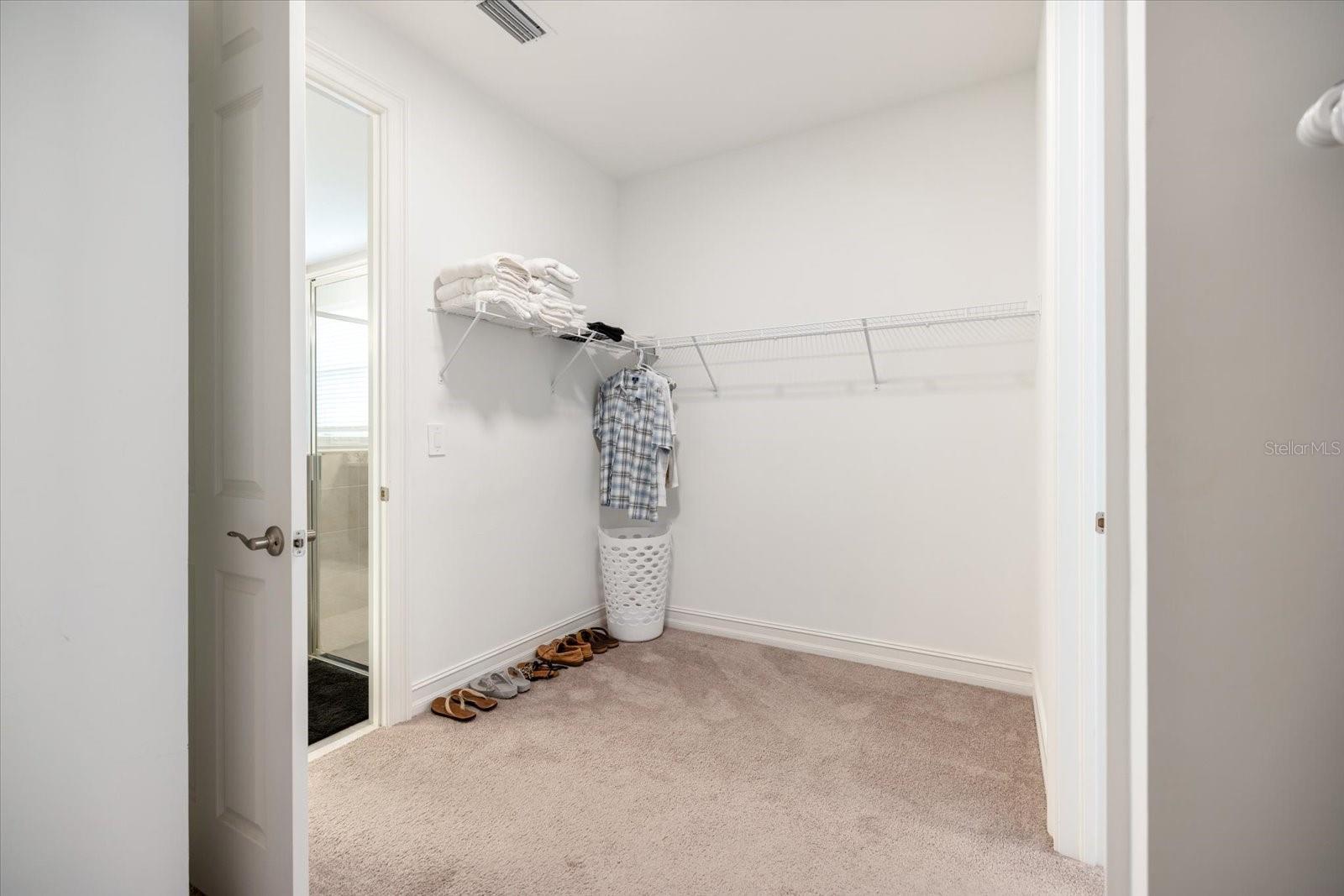 520 MARAVIYA BLVD — photo 32