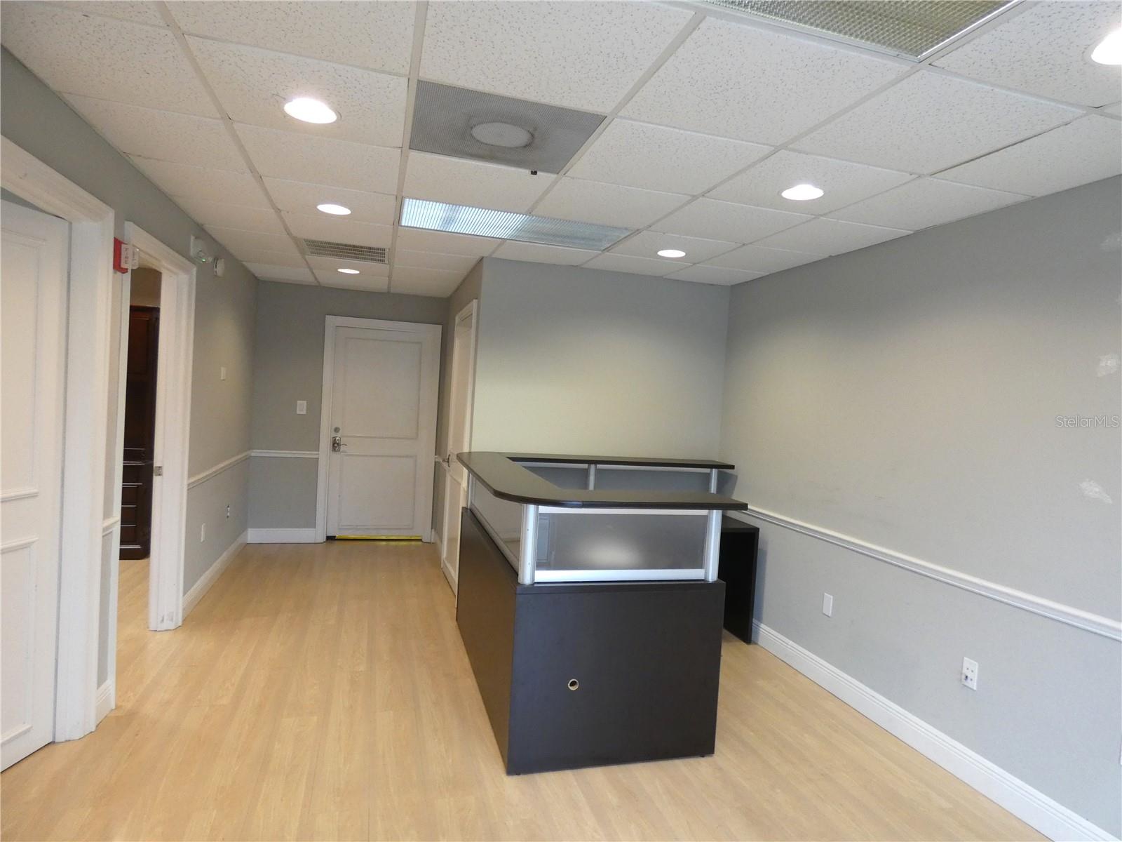 1882 PORTER LAKE DR #103 — photo 5