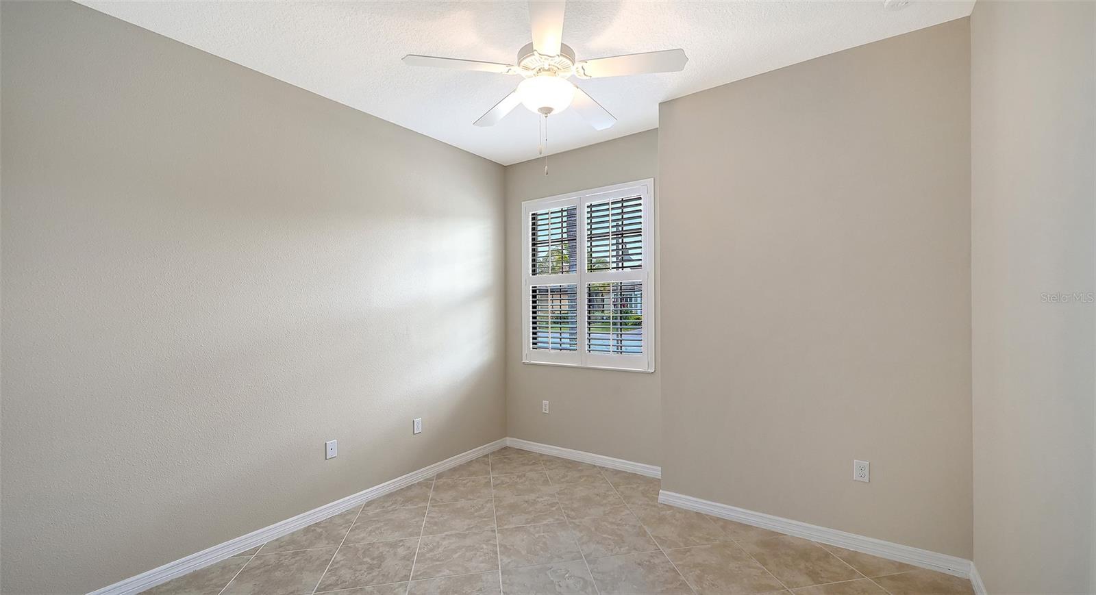 7702 RIO BELLA PL — photo 32