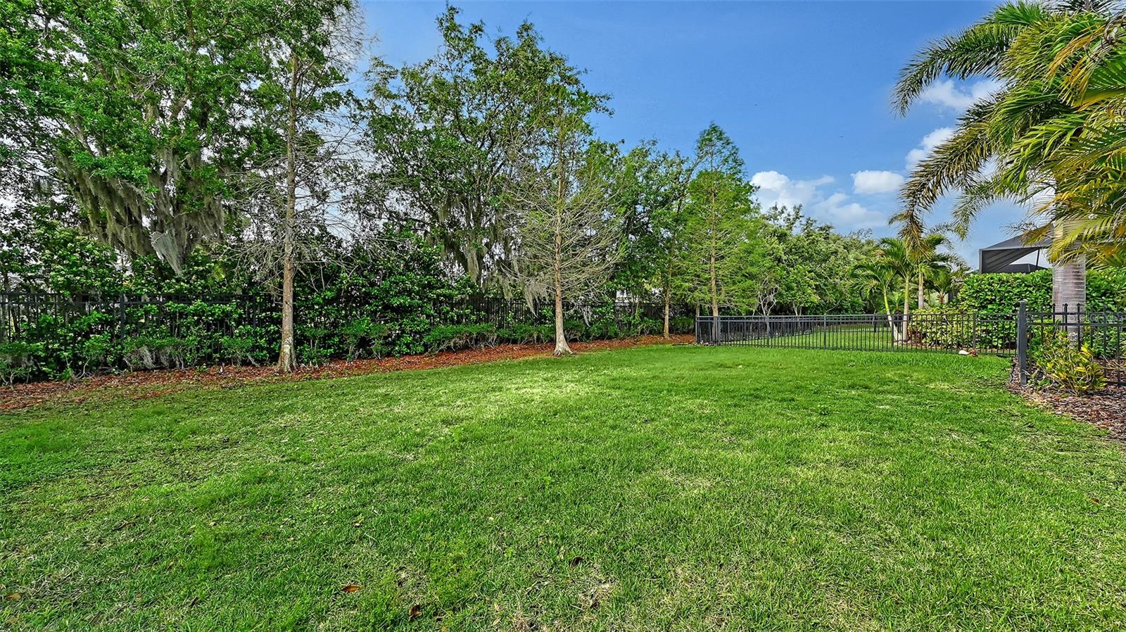 7702 RIO BELLA PL — photo 44