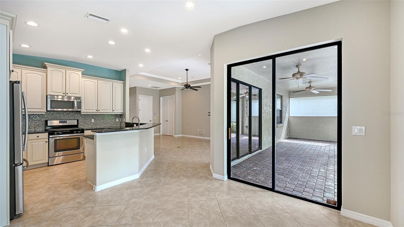 7702 RIO BELLA PL — photo 15
