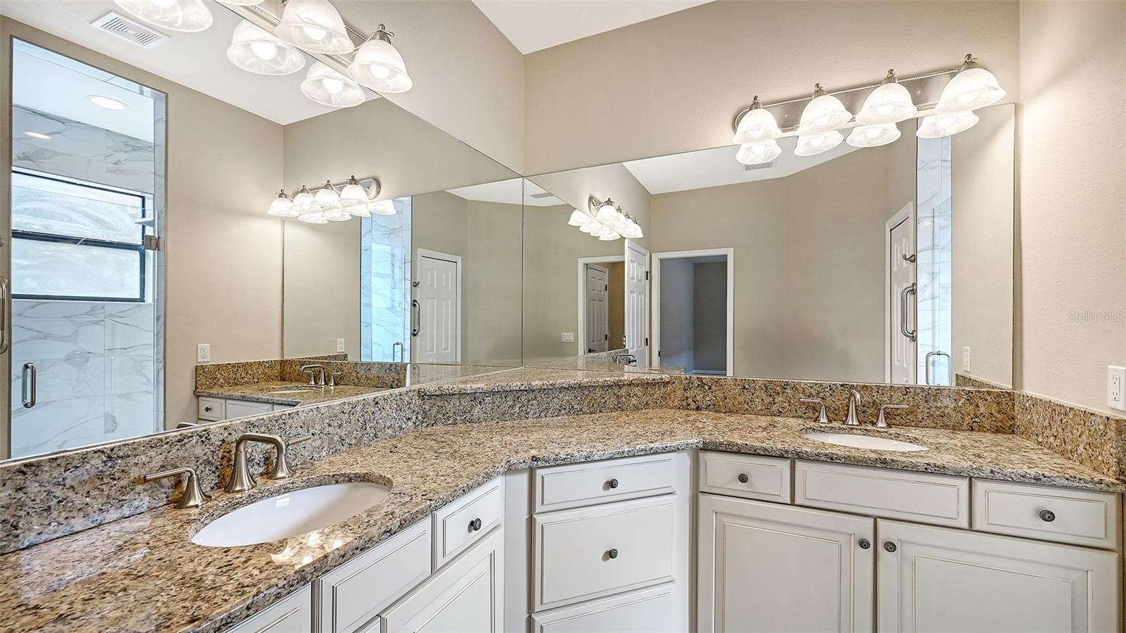 7702 RIO BELLA PL — photo 25