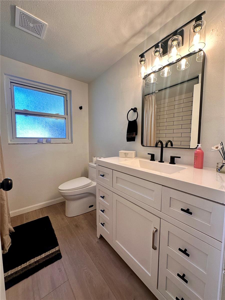 7521 BOUGENVILLE DR — photo 11