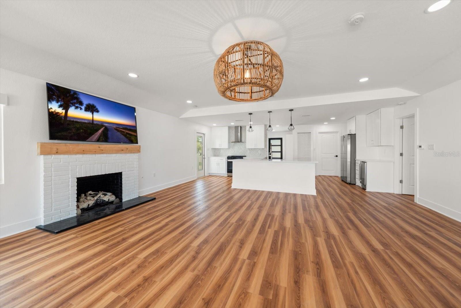 1038 ELDORADO AVE — photo 37