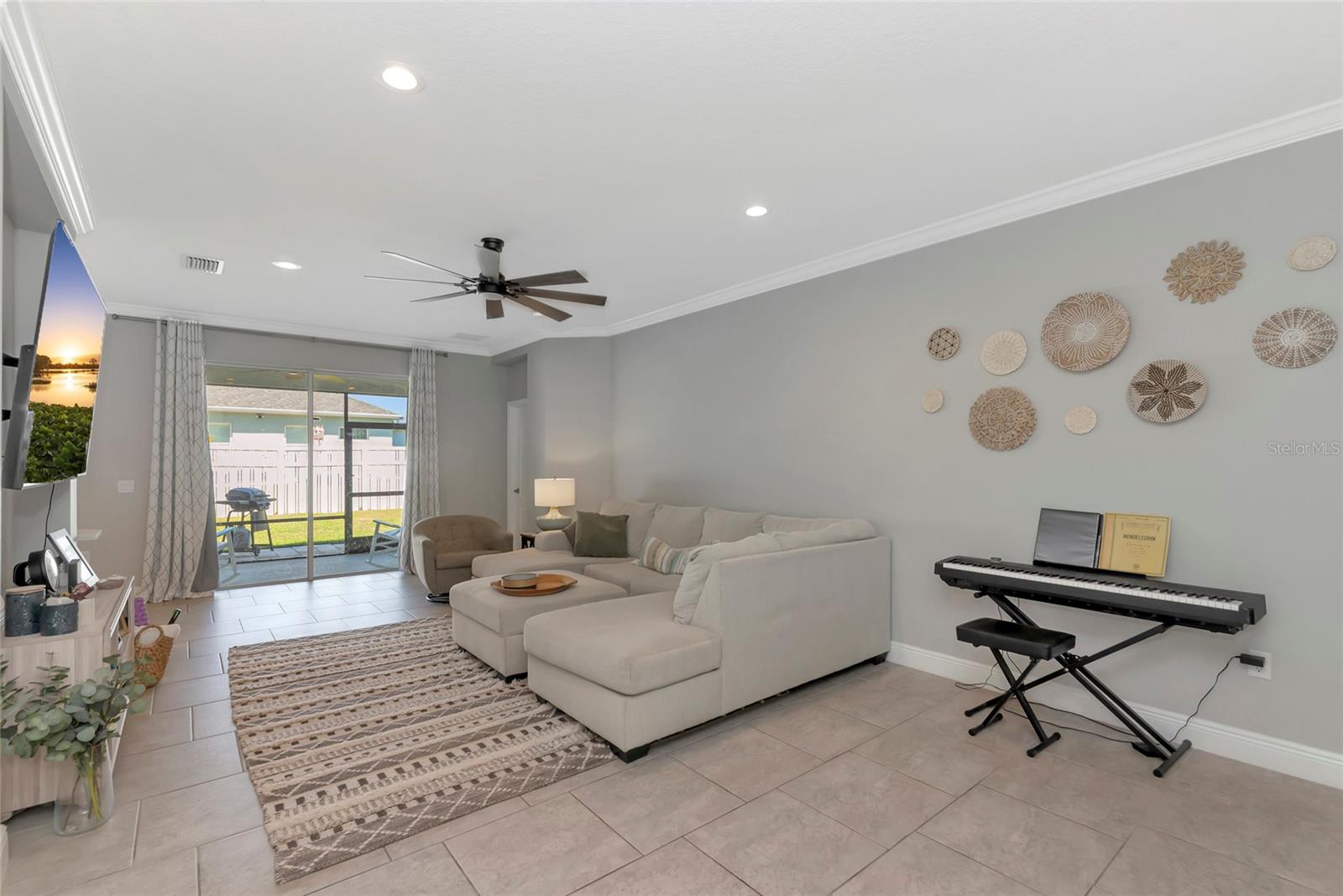 4213 PINE MEADOW DR — photo 19