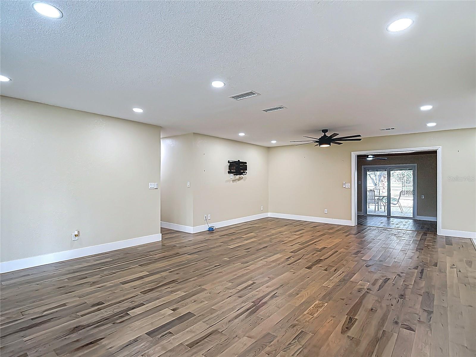 216 CORBETT RD — photo 22