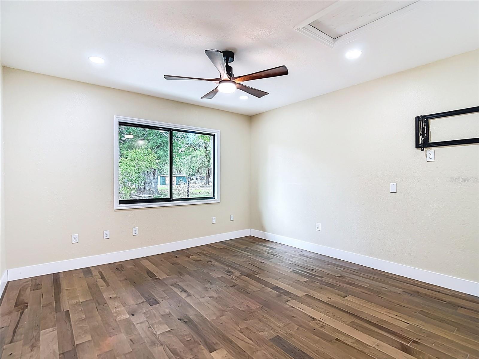 216 CORBETT RD — photo 54