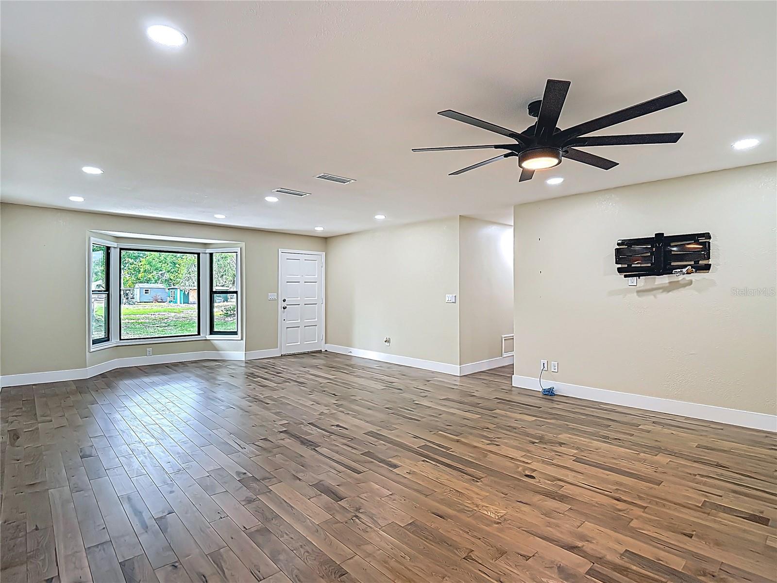216 CORBETT RD — photo 23