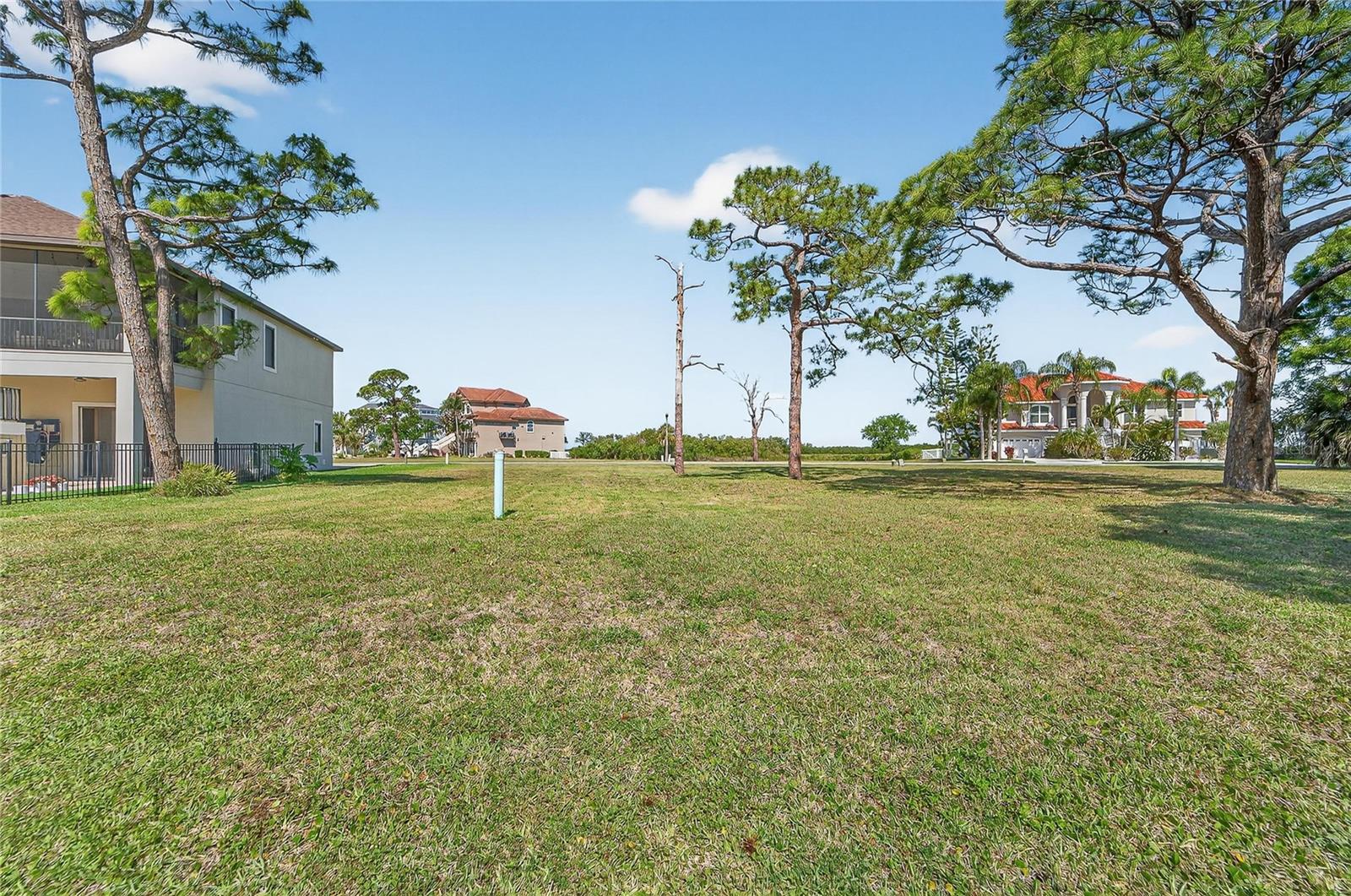 N POINTE ALEXIS DR — photo 12