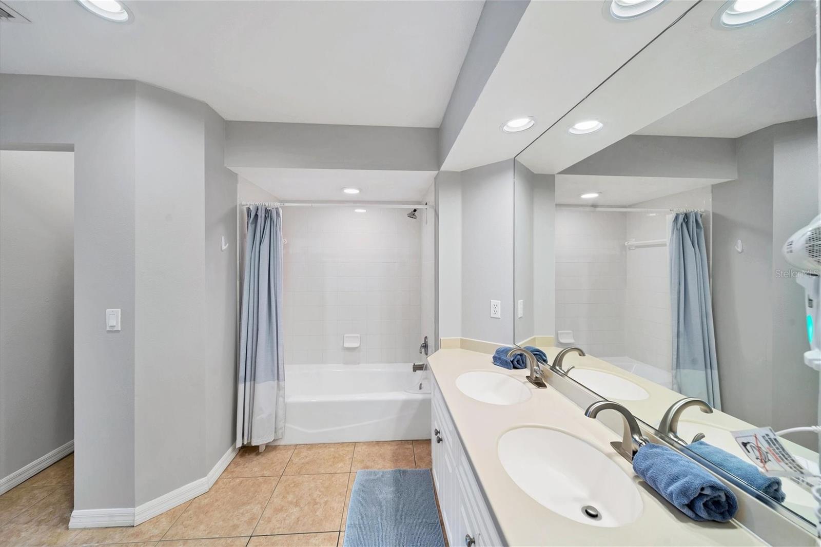 3604 54TH DR W #102 — photo 17