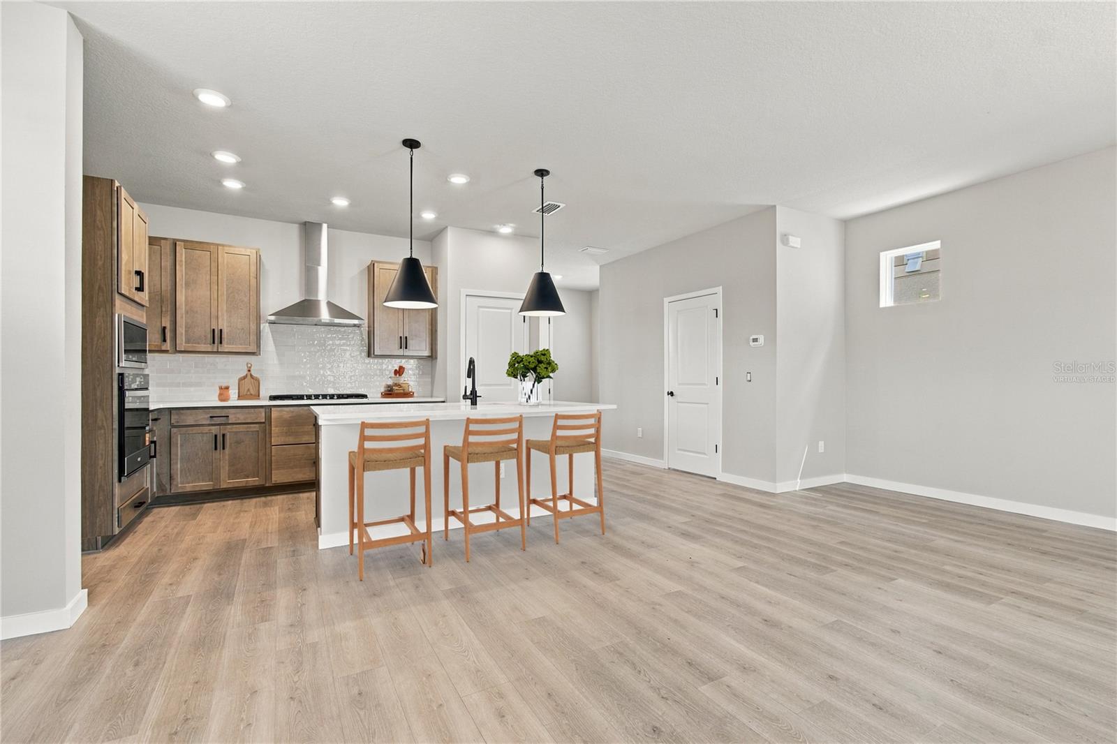 2851 CRIMSON CAP ST — photo 2
