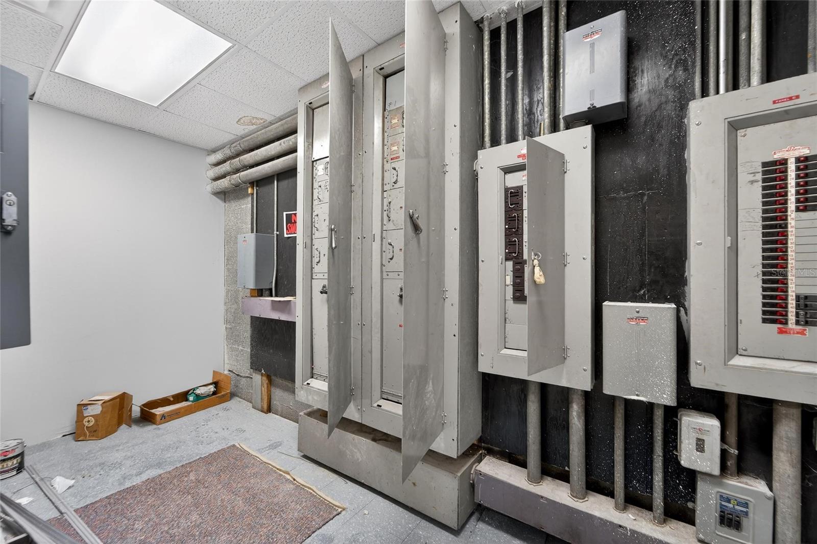 106 N EVERS ST — photo 35