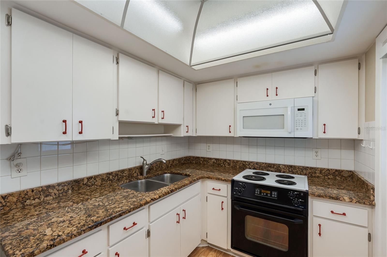 5972 HIBISCUS DR #207 — photo 3