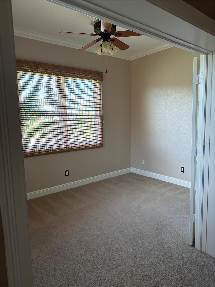 644 SAXONY BLVD — photo 11