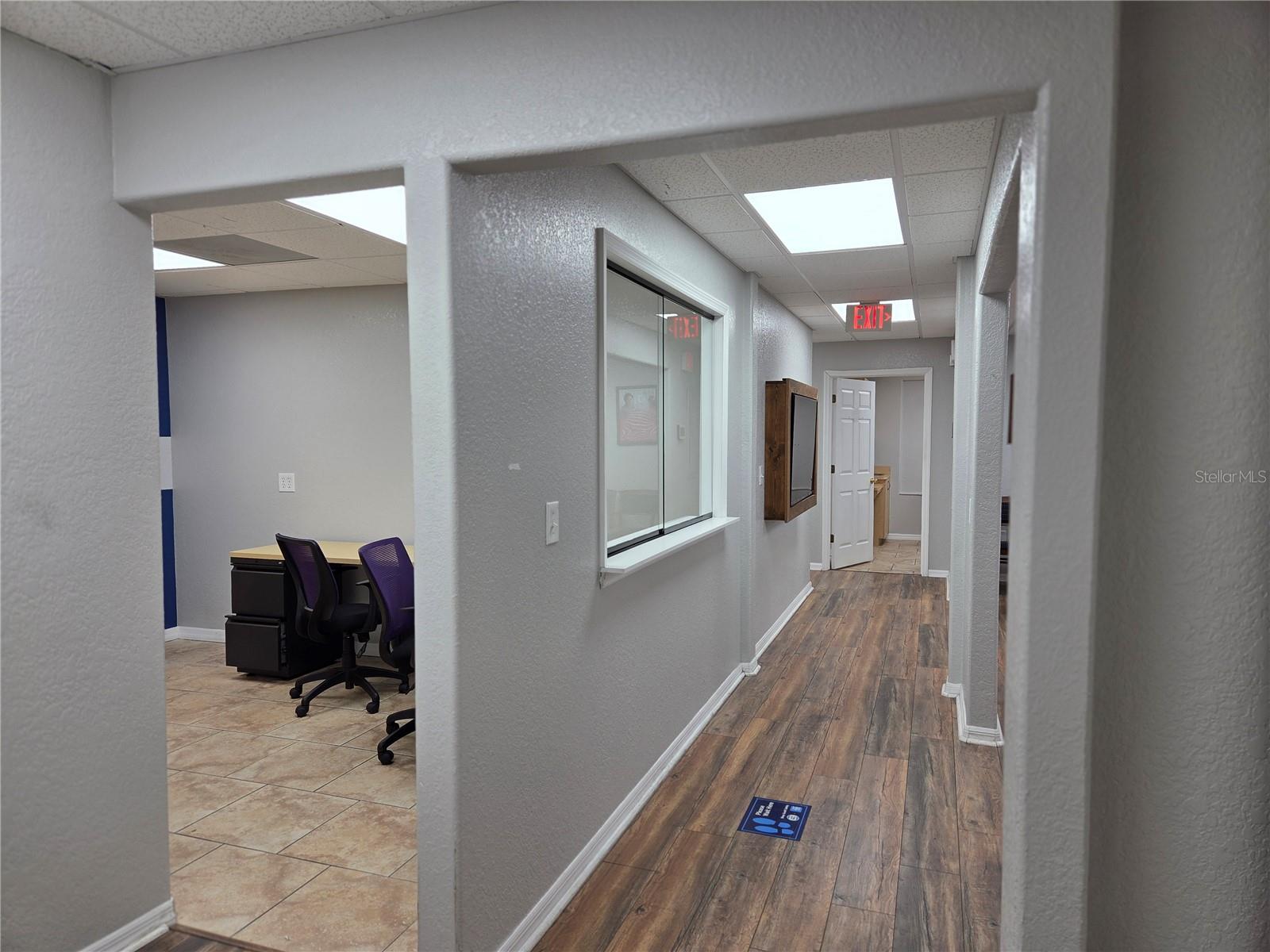 141 N OAKWOOD AVE — photo 6
