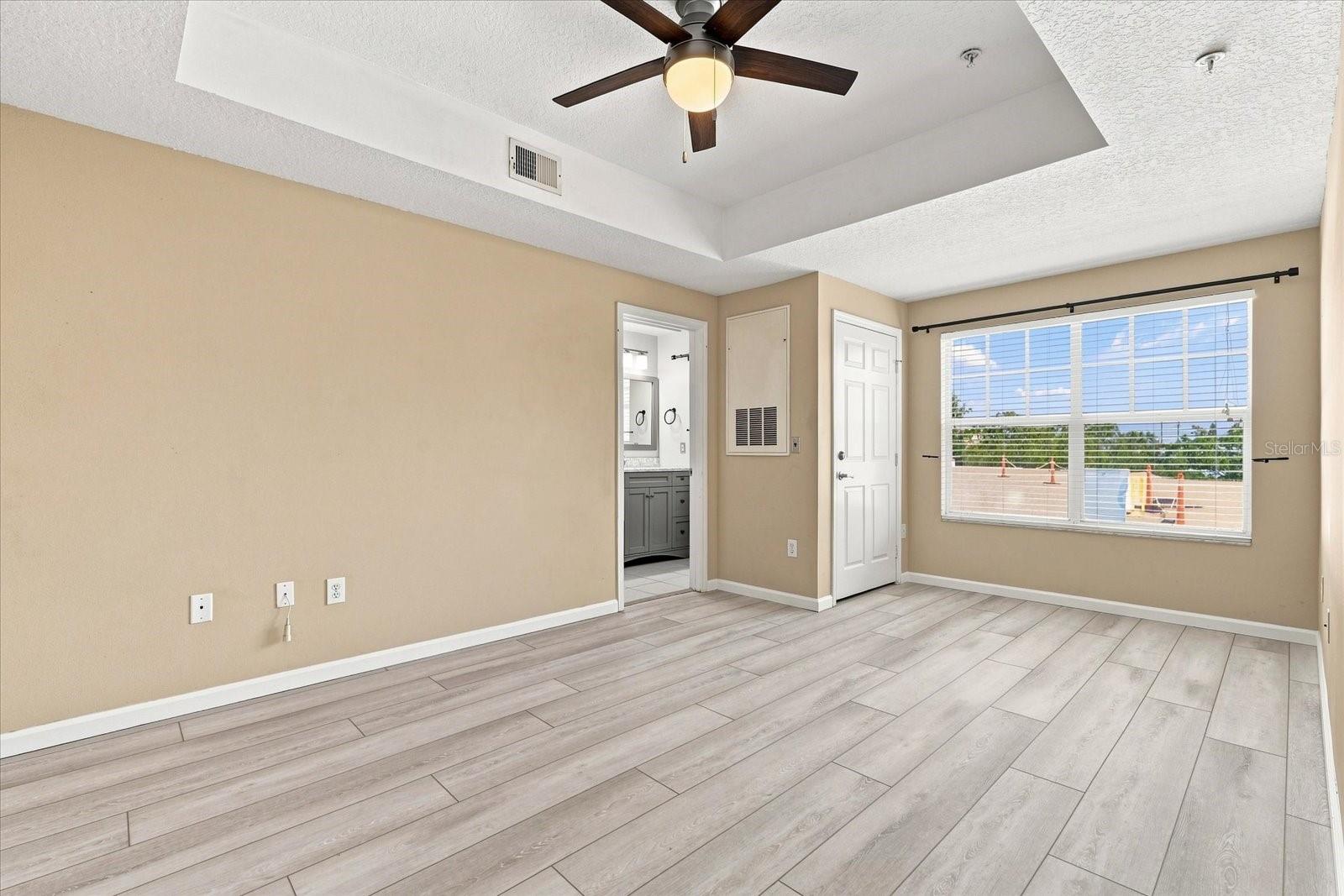 800 S DAKOTA AVE #435 — photo 17