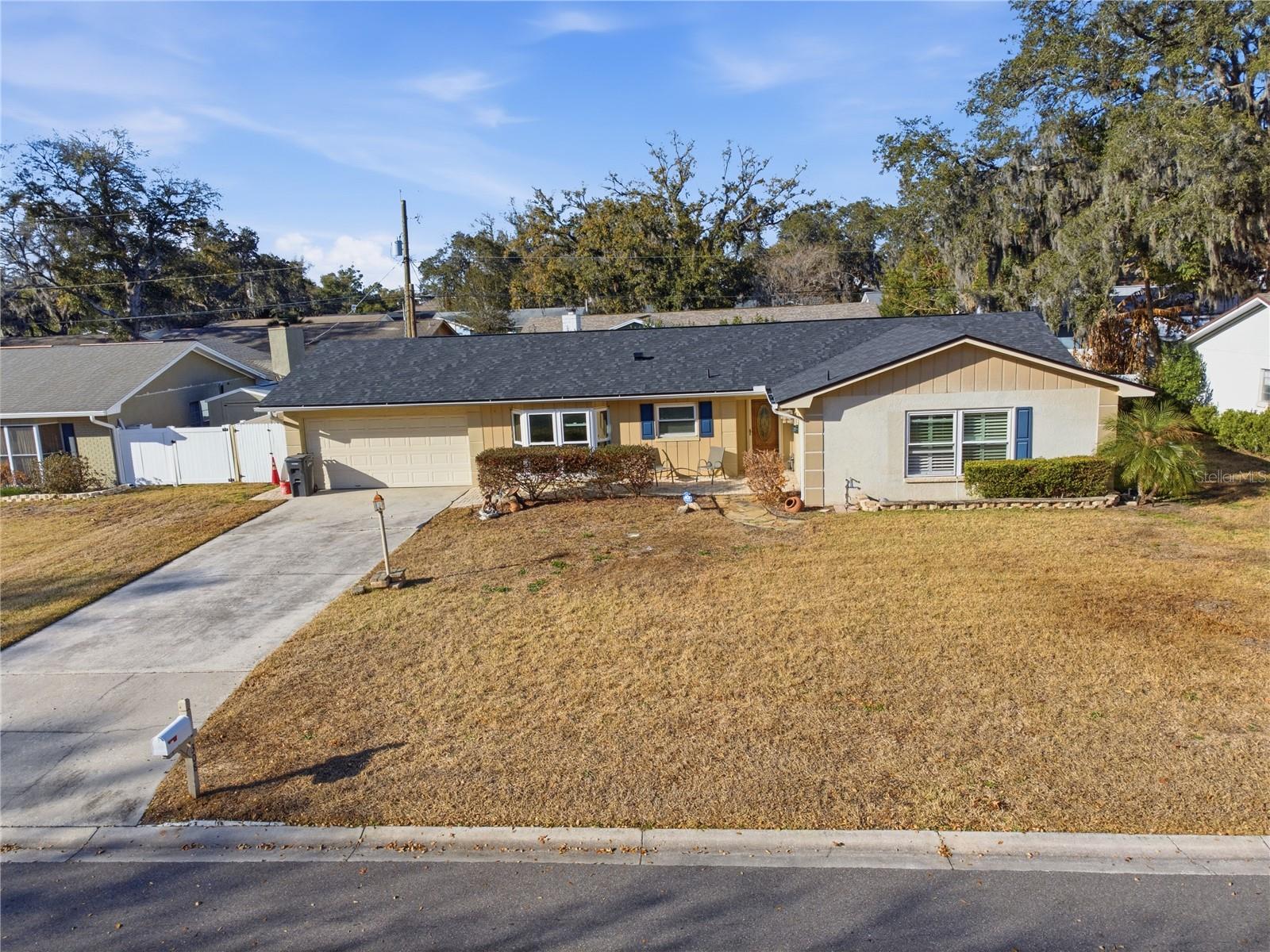 308 ELLEN WAY — photo 36
