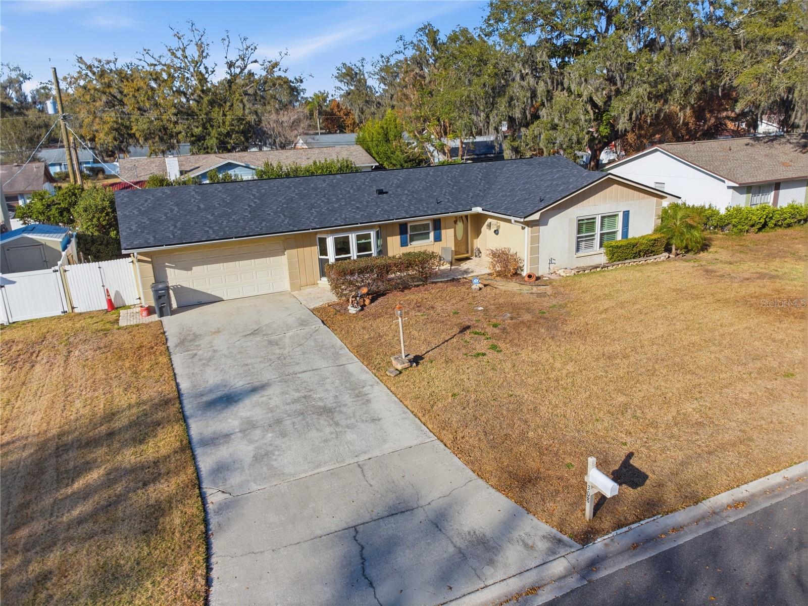 308 ELLEN WAY — photo 37