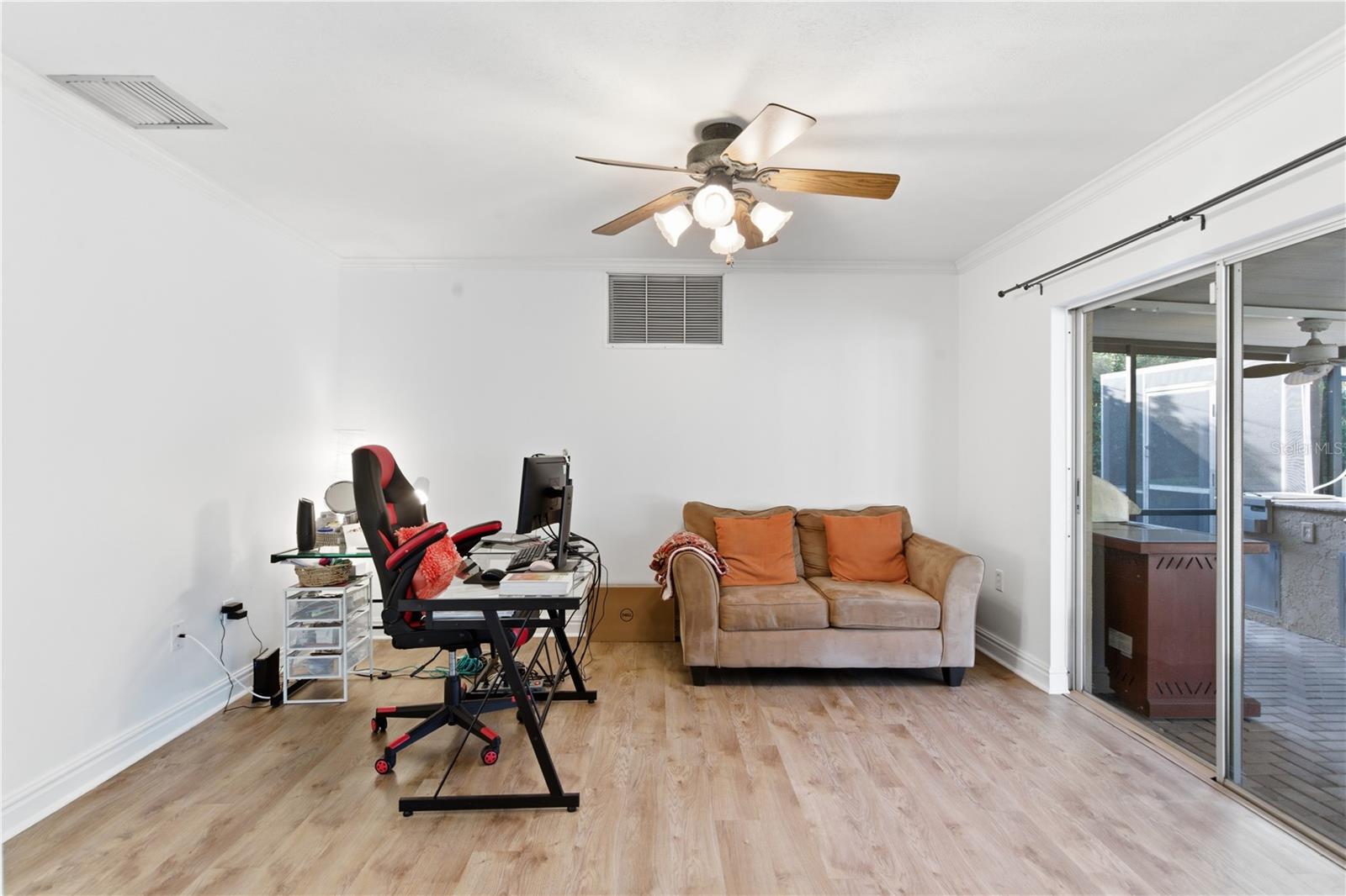 308 ELLEN WAY — photo 33