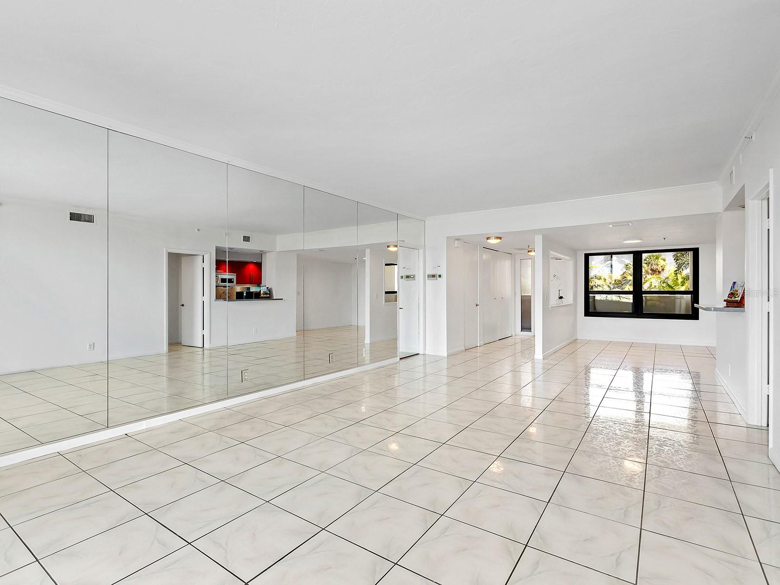 1255 N GULFSTREAM AVE #205 — photo 8