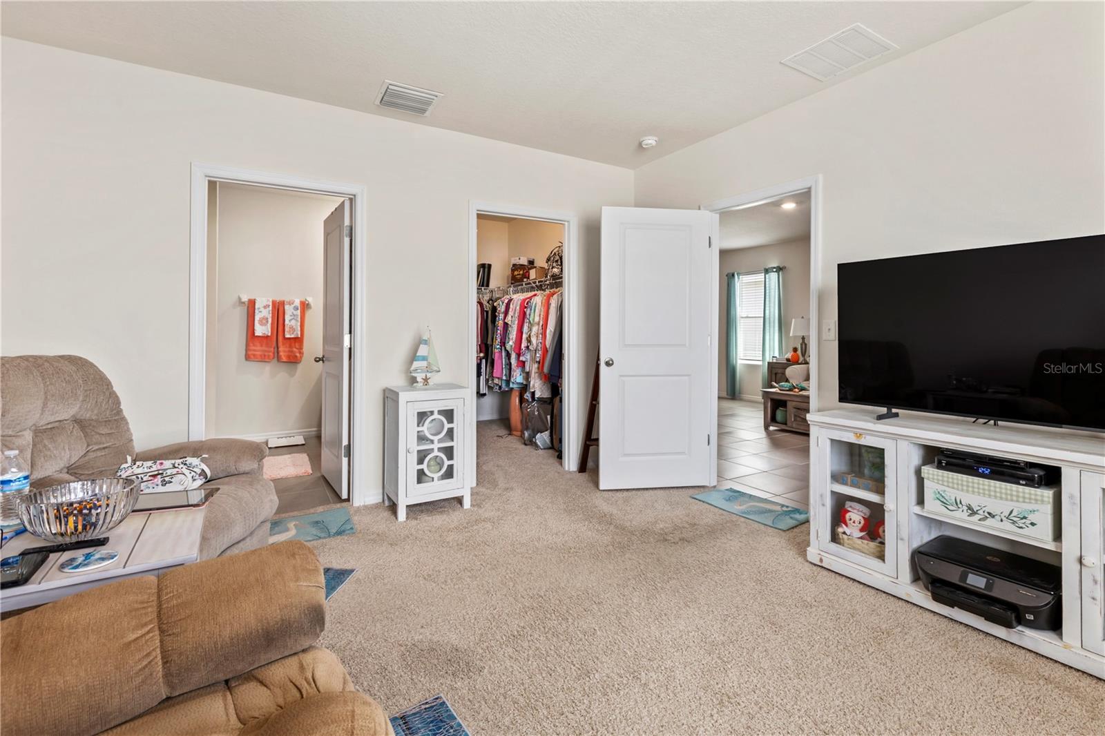 17067 OVAL RUM DR — photo 3