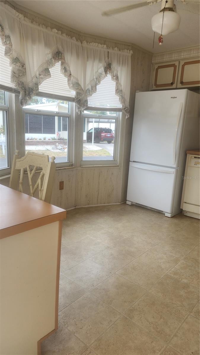 157 N FIJI CIR — photo 5