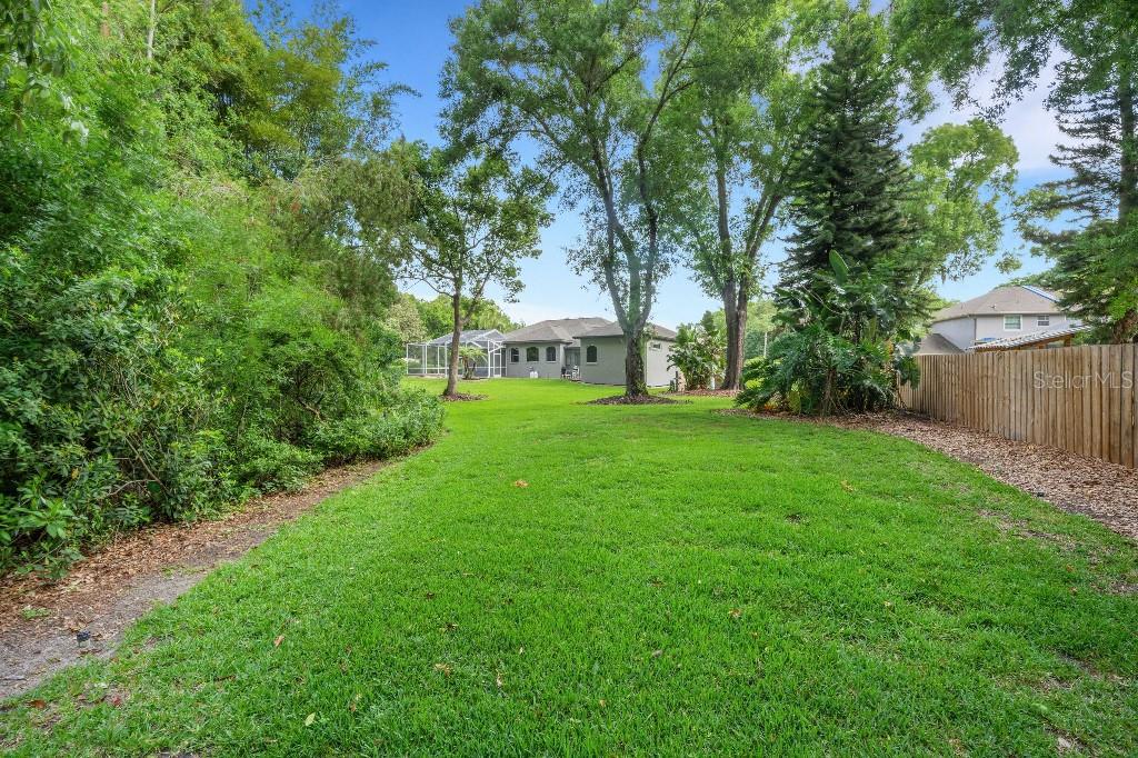 18212 KEYSTONE GROVE BLVD — photo 8