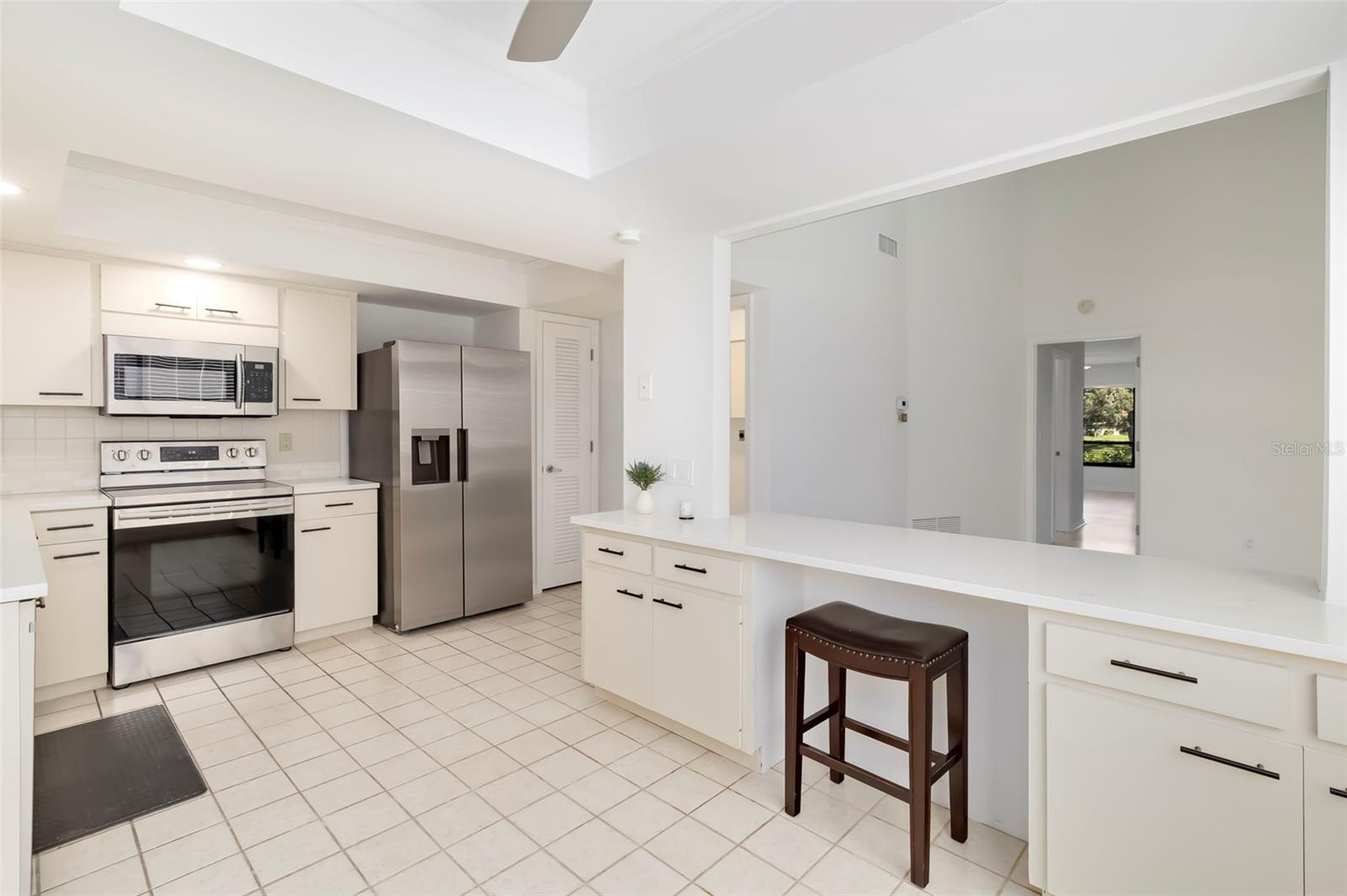 3862 WILSHIRE CIR W #107 — photo 15