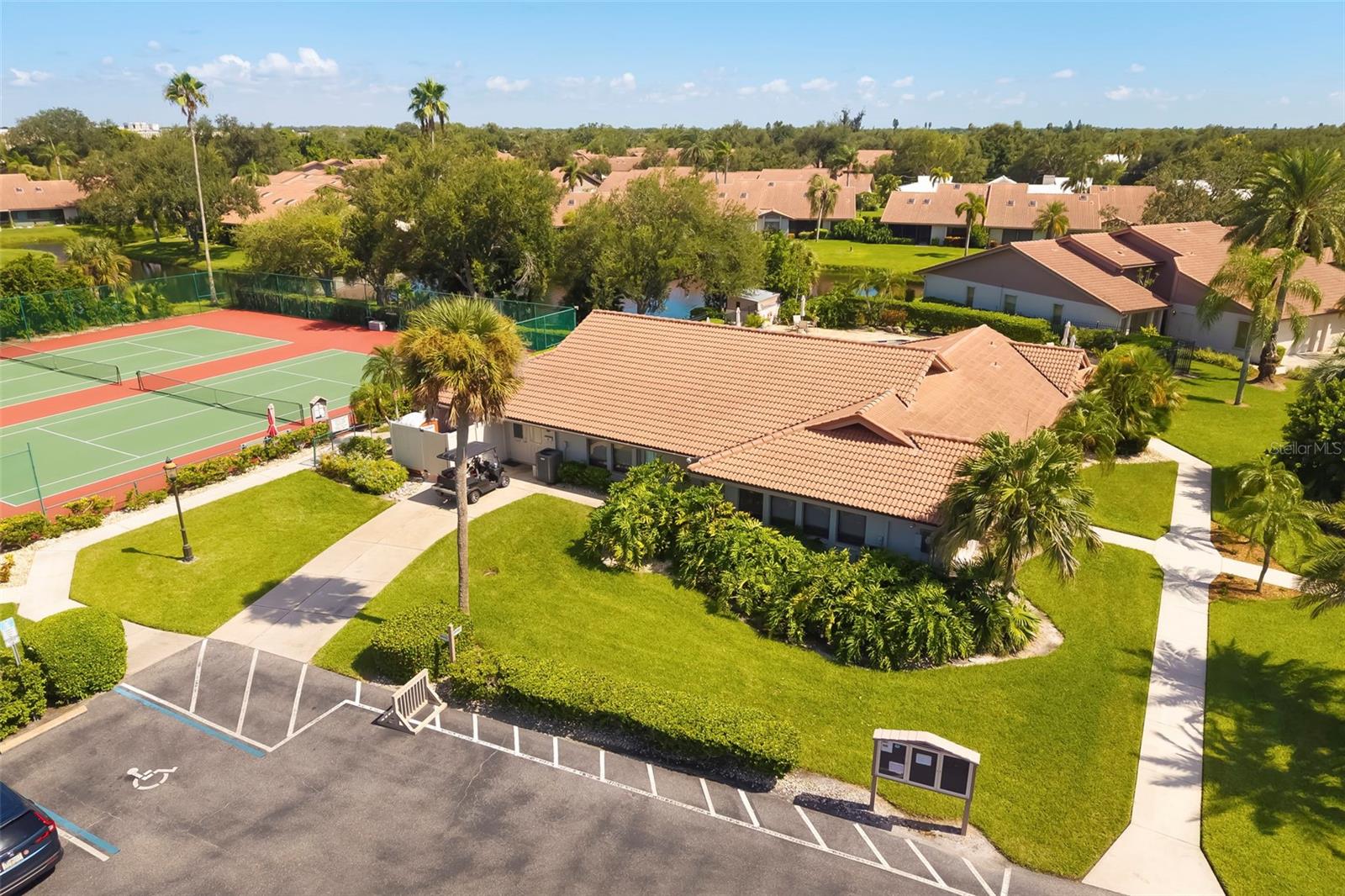3862 WILSHIRE CIR W #107 — photo 55