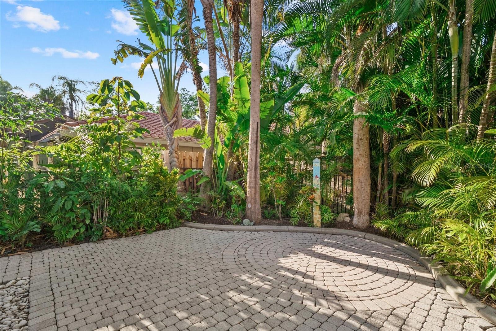 4891 PEREGRINE PT E — photo 60