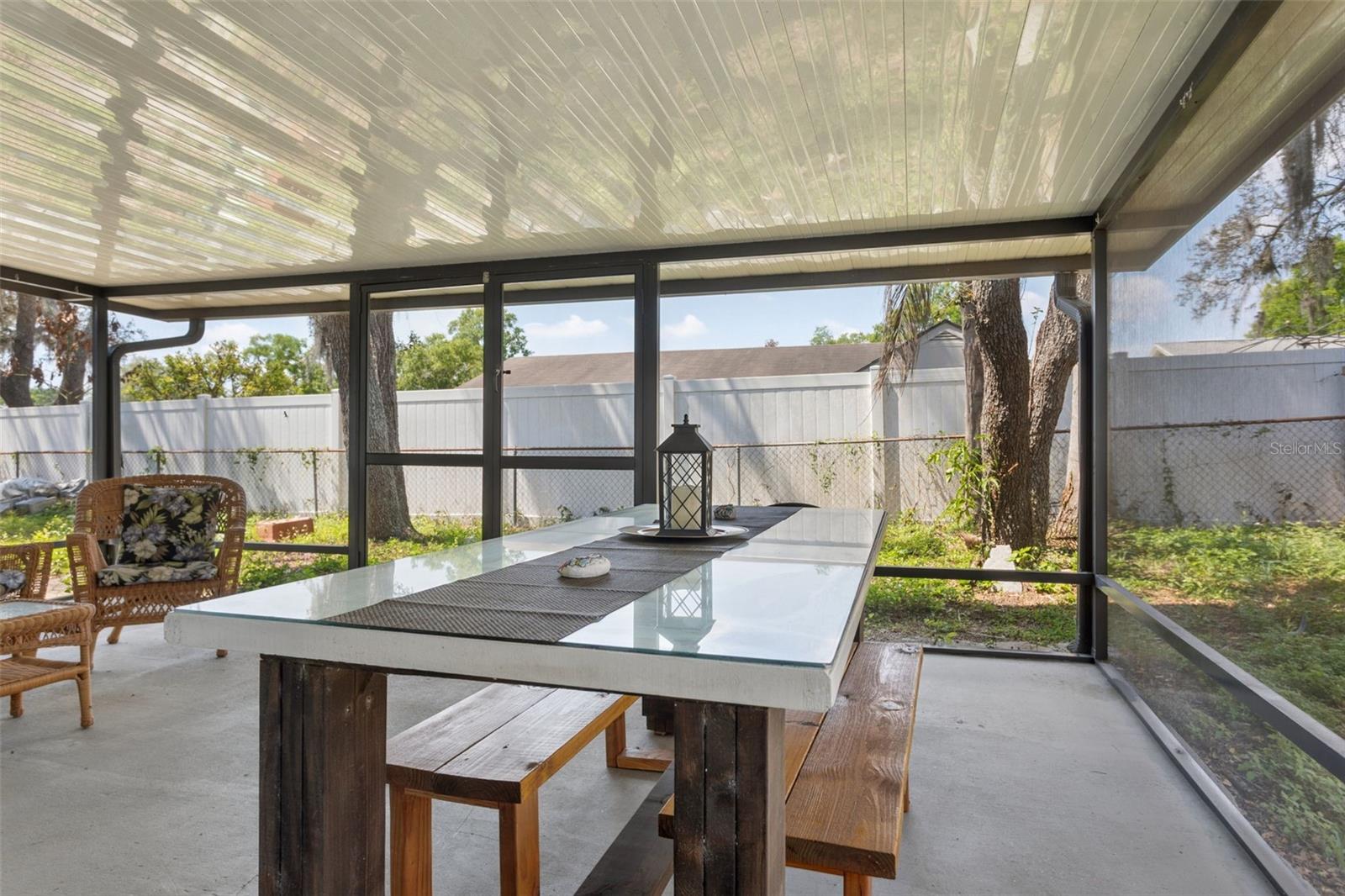 502 AVOCADO CIR — photo 35