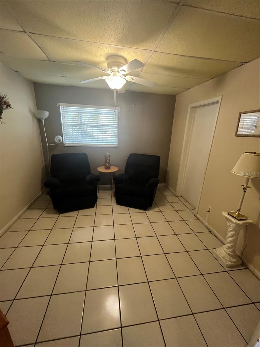2405 CORRINE ST — photo 29