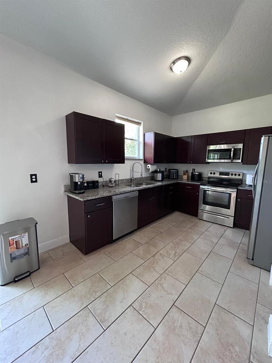 5103 E 18TH AVE — photo 11