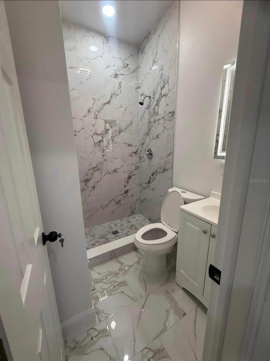 5103 E 18TH AVE — photo 30