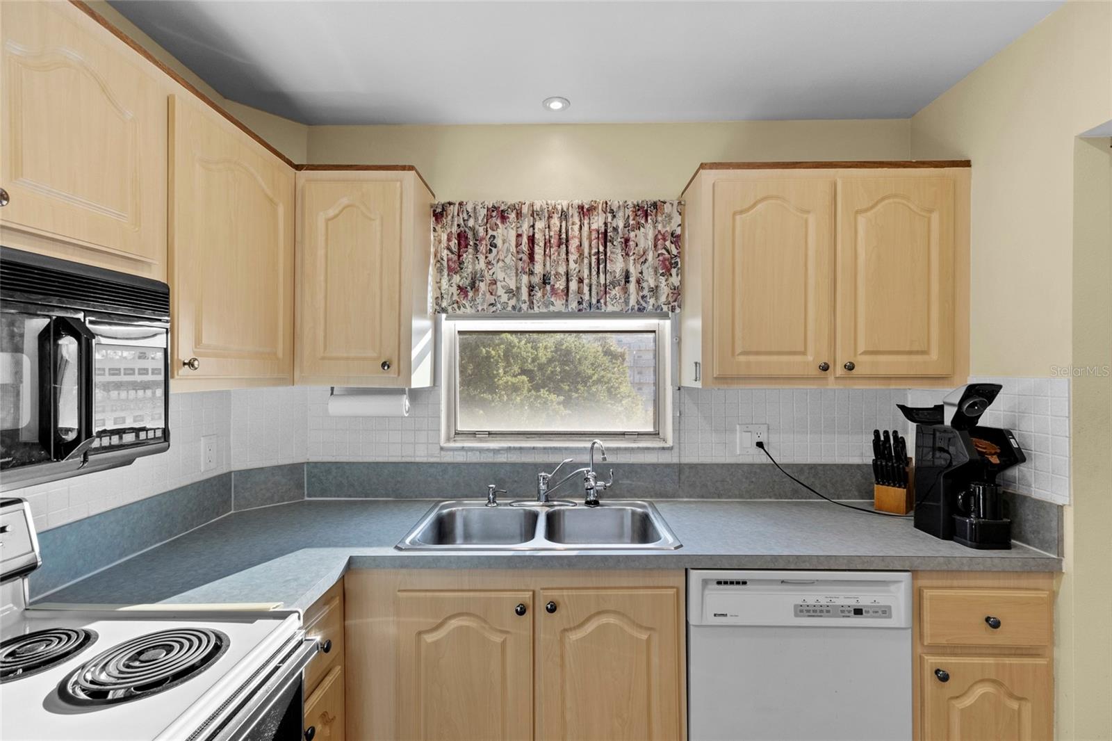 4210 IRONWOOD CIR #308J — photo 30