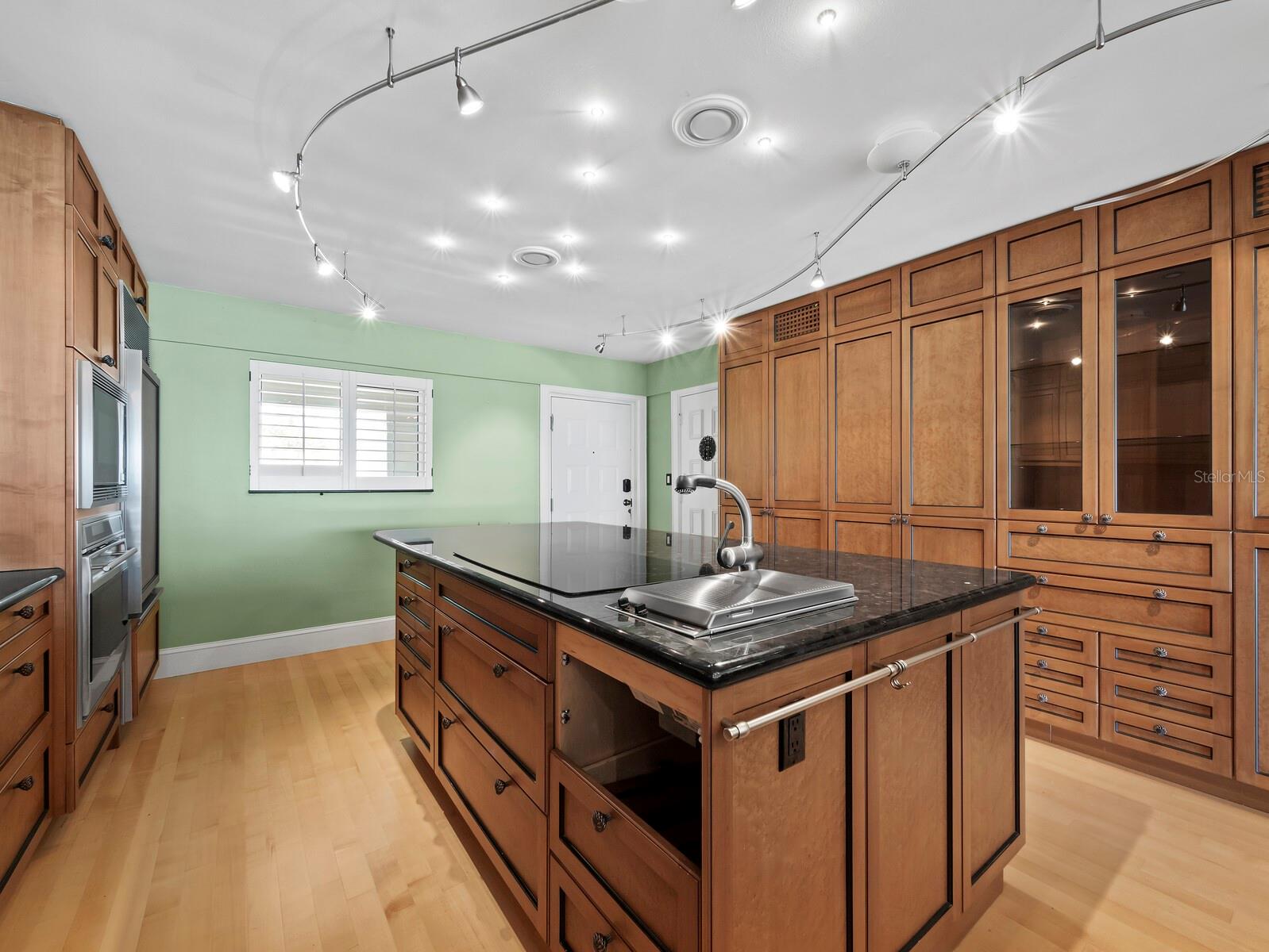 4712 OCEAN BLVD #W10 — photo 25