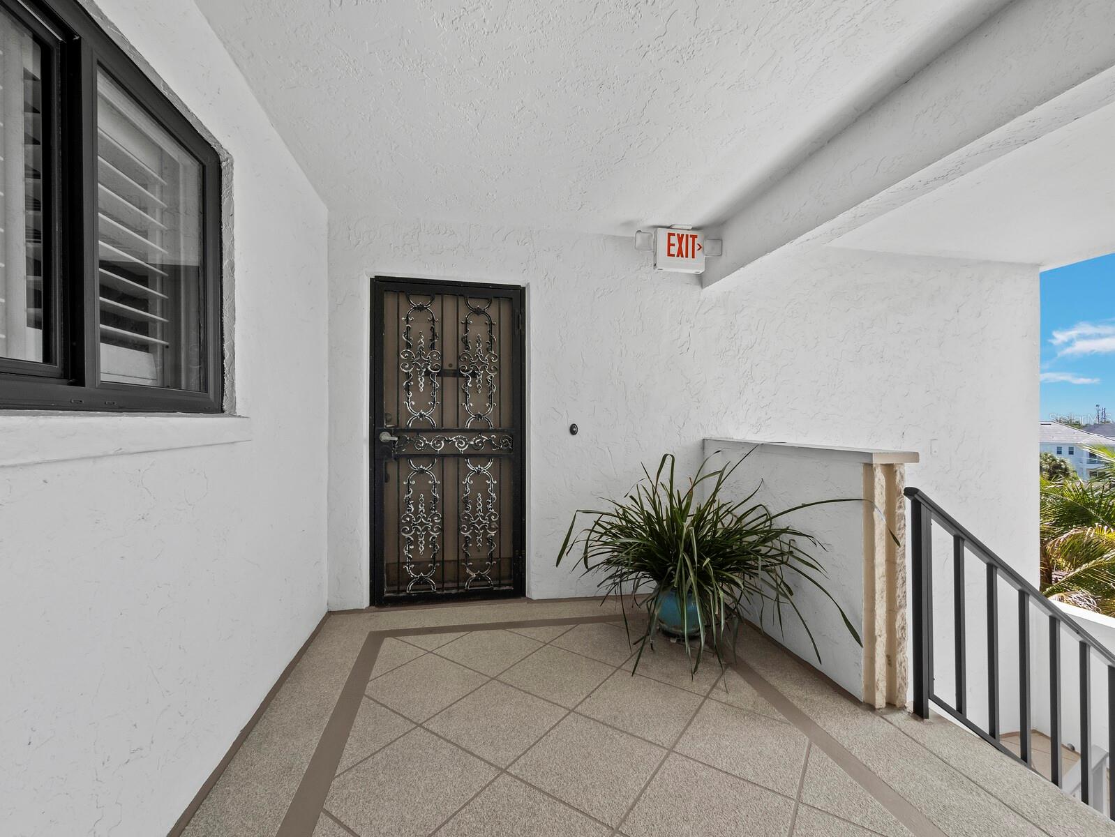 4712 OCEAN BLVD #W10 — photo 46